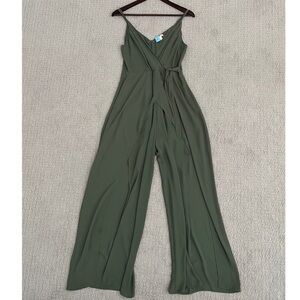 🩷 Gianni Bini Size M Flowy Olive Green Jumpsuit Wedding guest brunch date night